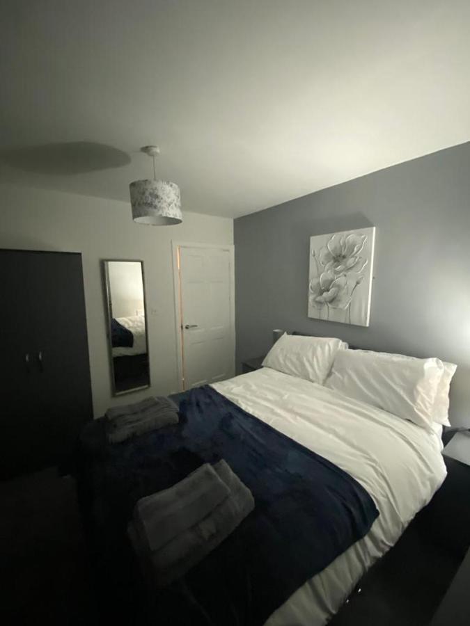 Cosy 3 Bedroom House, Free Parking & Wifi نوتينغهام المظهر الخارجي الصورة